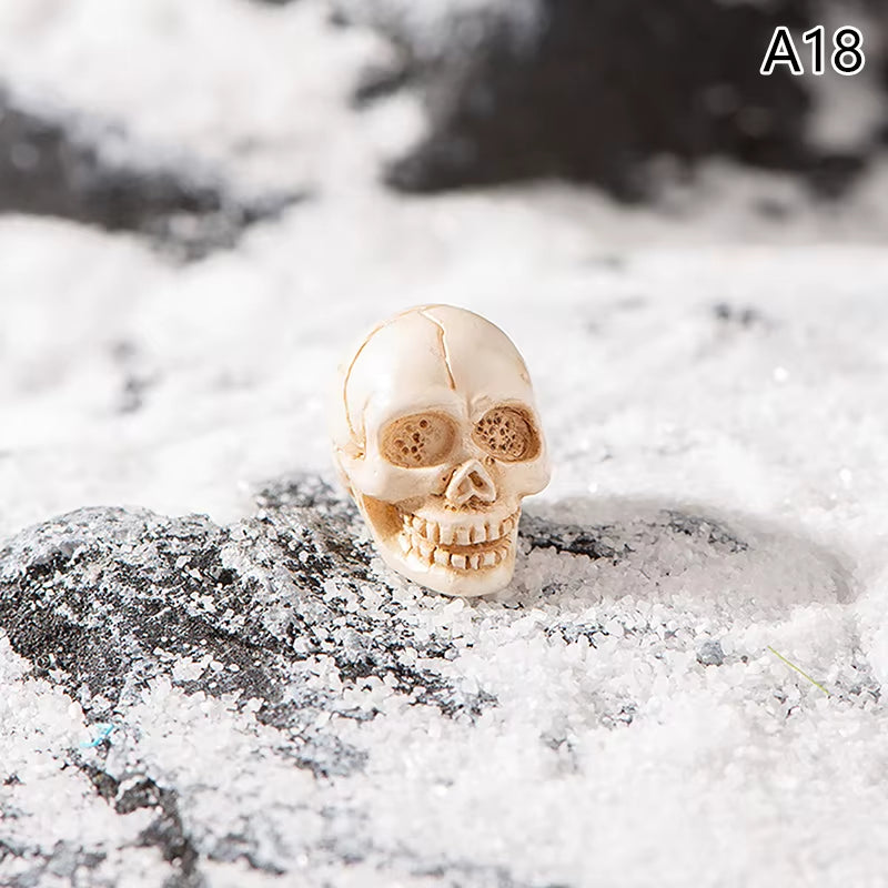 Halloween-Themed Resin Ghost Skull Tombstone Miniature Figurines for Dollhouse and Home Decor