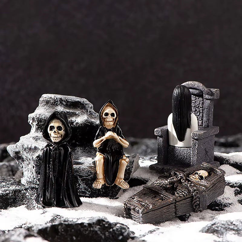 Halloween-Themed Resin Ghost Skull Tombstone Miniature Figurines for Dollhouse and Home Decor